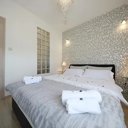 Top Apartments Zara Esterno foto